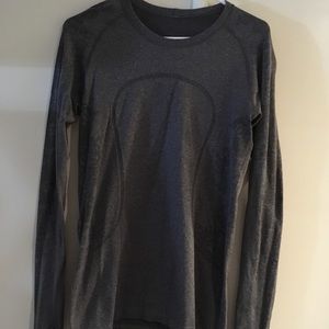 Lululemon special edition heathered Black swiftly